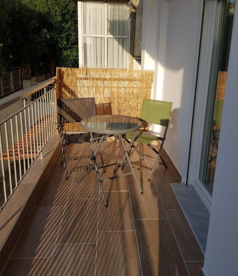 Apartment Chrisandro Nea Kallikrateia Ngoại thất bức ảnh